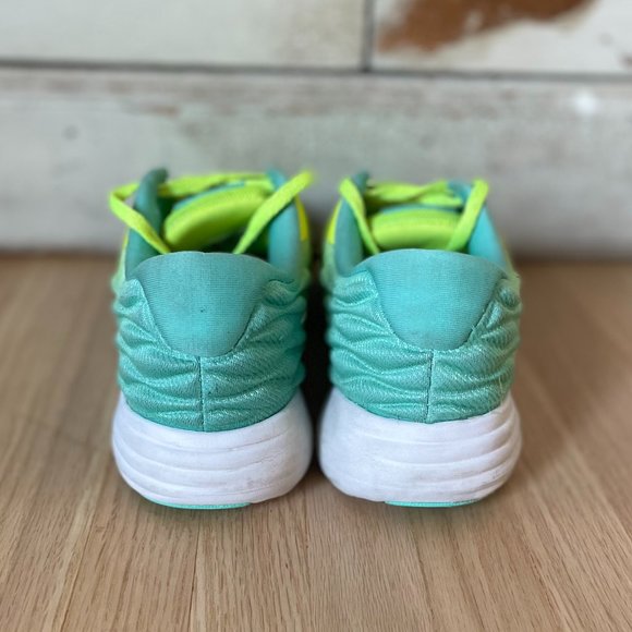 Nike Running shoes - Picture 3 of 6